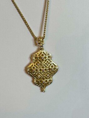 Kendra Scott retired Kathy necklace
